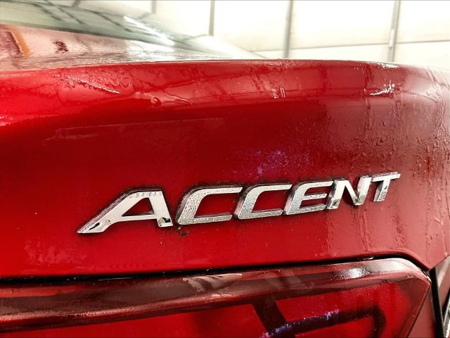 Used 2022 Hyundai Accent SE FWD image 13