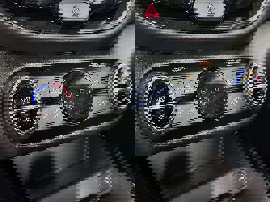 Used 2025 Kia Soul EX image 20