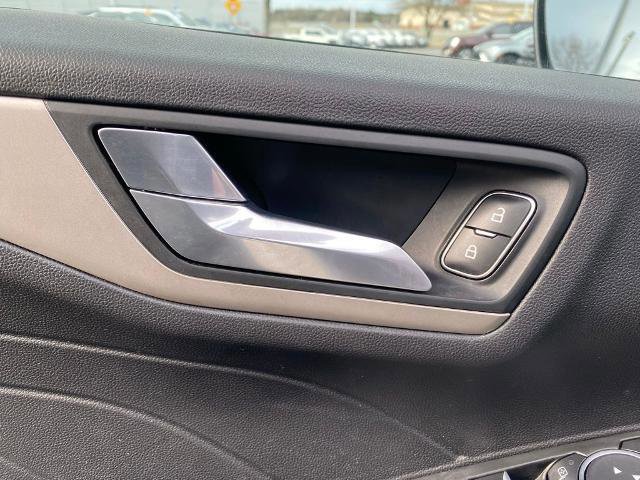 Certified 2021 Ford Escape SE image 14