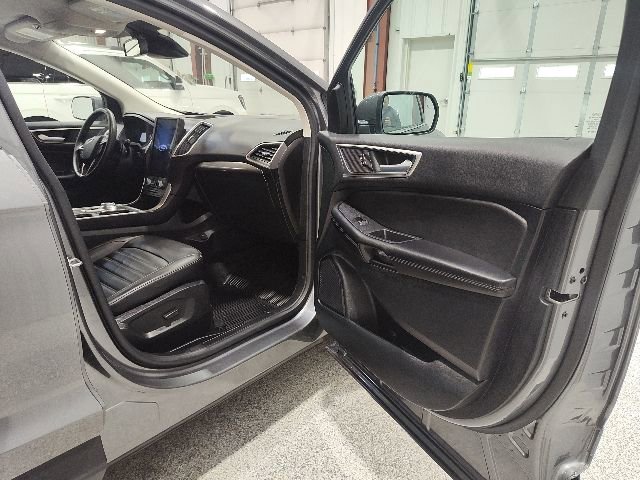 Certified 2023 Ford Edge SEL w/ Convenience Package AWD/4WD image 19