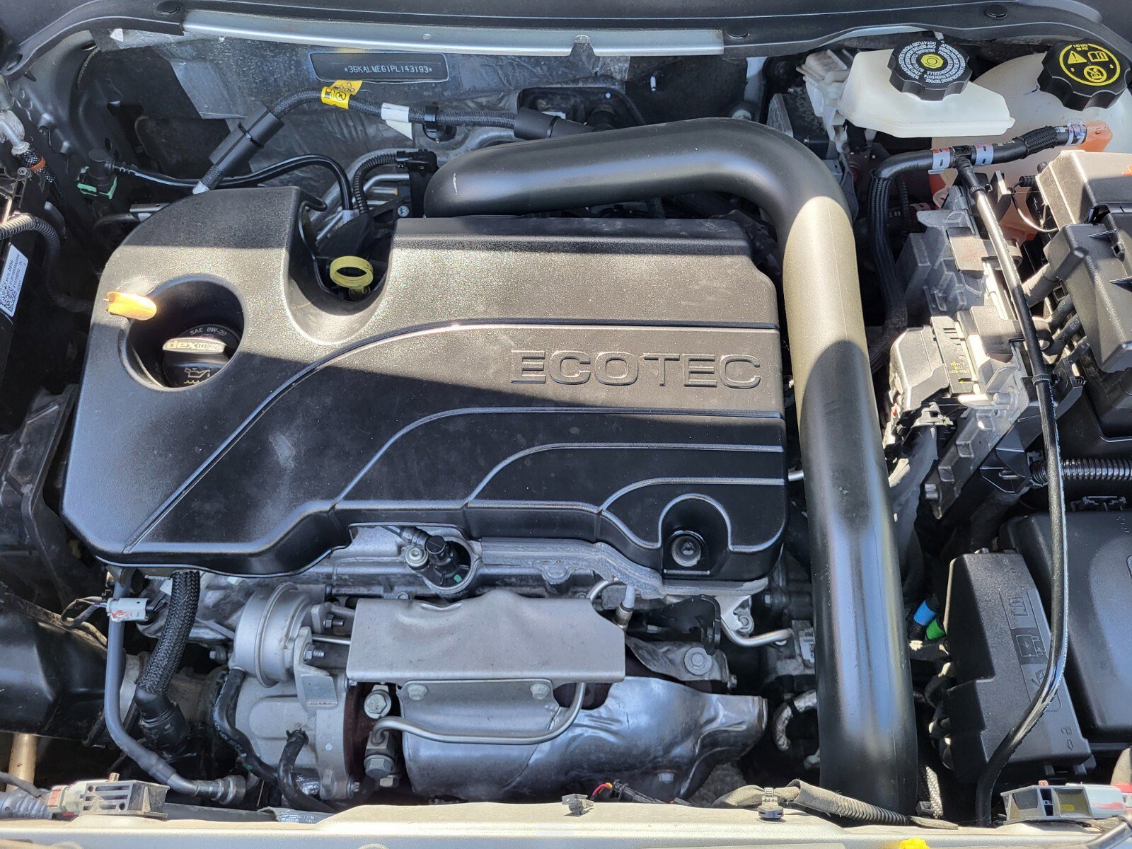 Used 2023 GMC Terrain SLE w/ Driver Convenience Package image 32