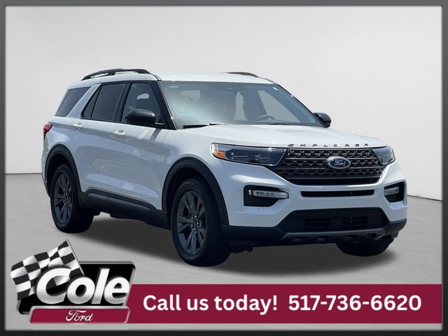 Certified 2023 Ford Explorer XLT w/ Equipment Group 202A AWD/4WD image 1