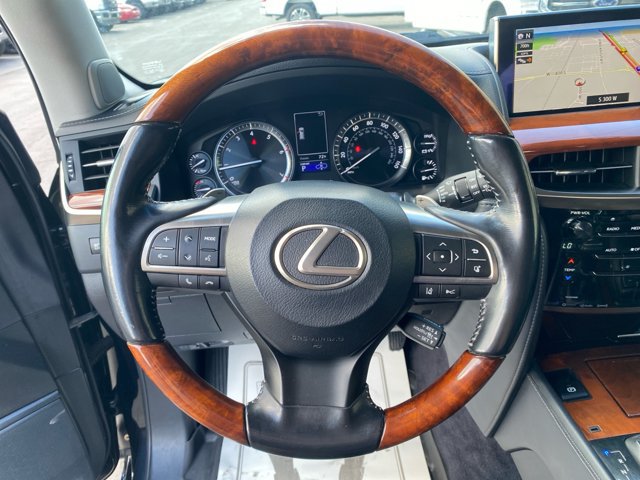 Used 2017 Lexus LX 570 4WD w/ Luxury Package image 6
