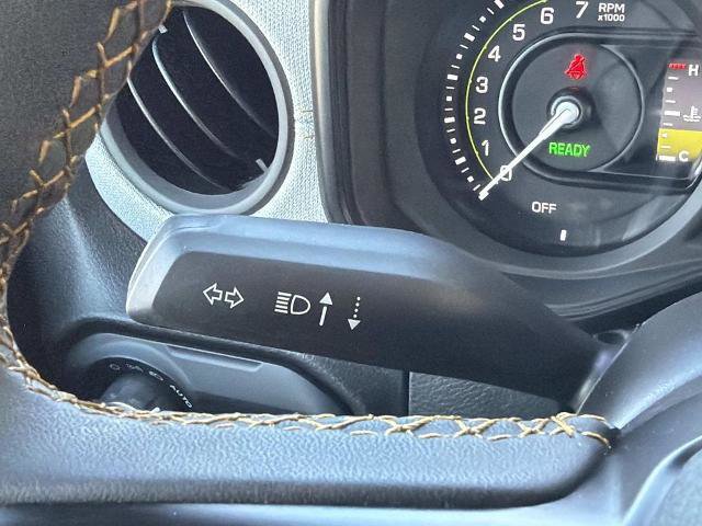 Used 2024 Jeep Wrangler Unlimited image 31