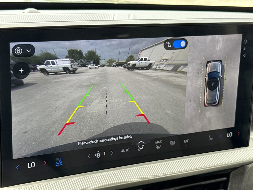 Certified 2025 Ford Explorer Platinum w/ Ultimate Package image 22