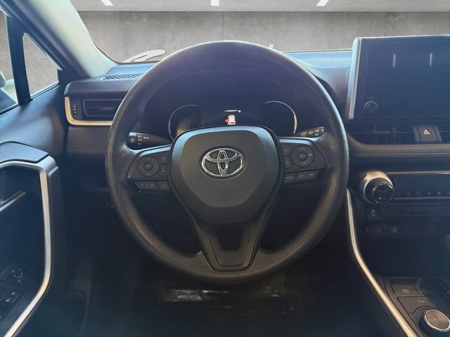 Used 2024 Toyota RAV4 LE AWD/4WD image 22