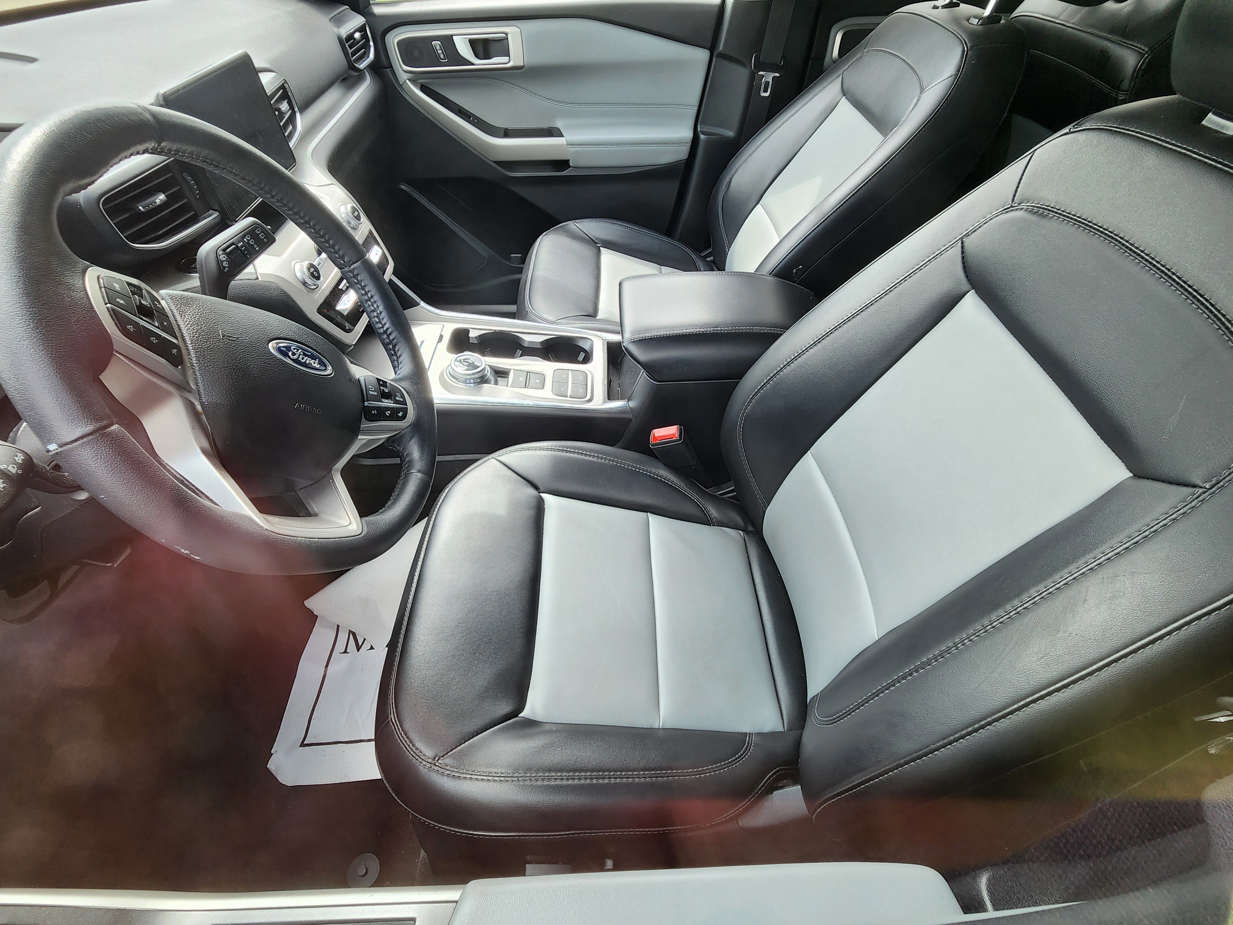 Certified 2023 Ford Explorer XLT w/ Equipment Group 202A image 10