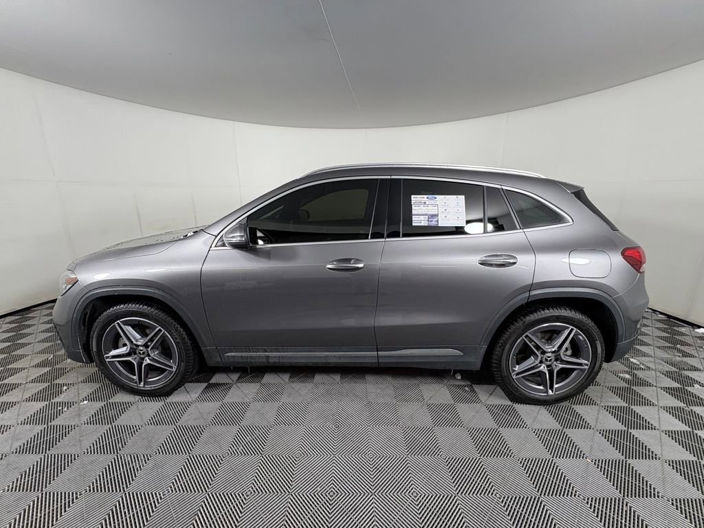 Used 2023 Mercedes-Benz GLA 250 4MATIC image 2