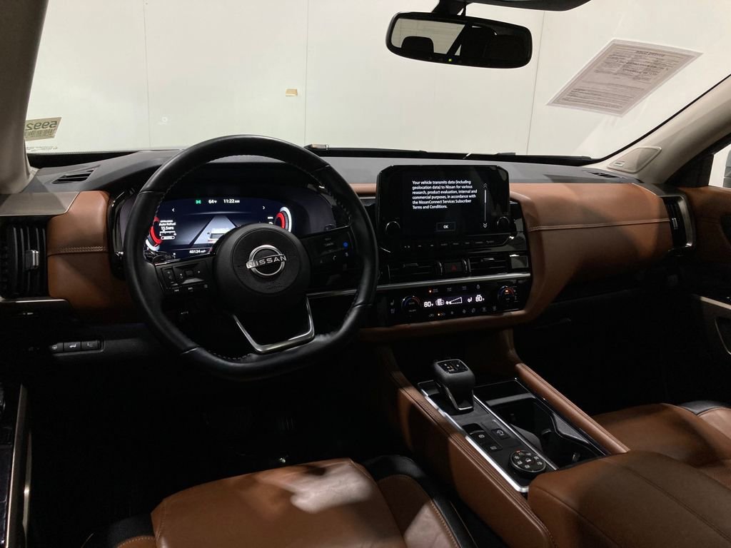 Used 2022 Nissan Pathfinder Platinum w/ Cargo Package image 18