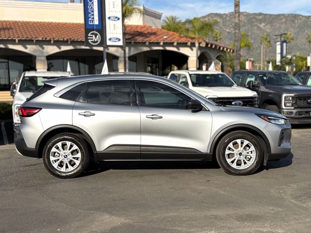 Certified 2023 Ford Escape Active image 9