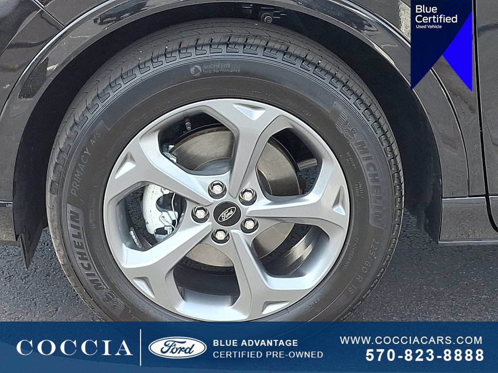 Certified 2024 Ford Escape ST-Line Select AWD/4WD image 8