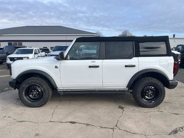 Certified 2023 Ford Bronco Black Diamond image 2