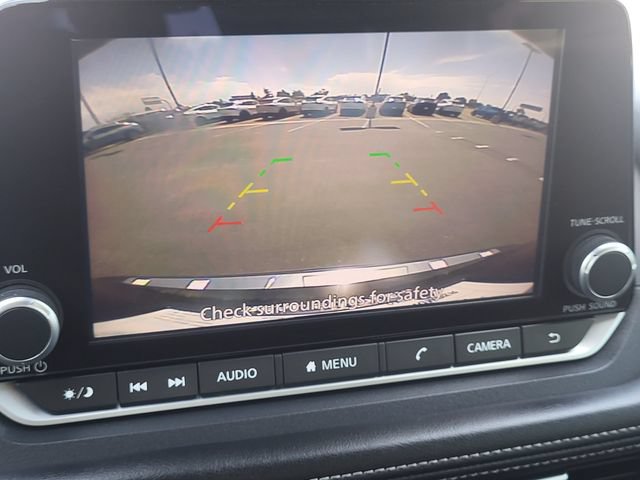Used 2023 Nissan Rogue SV FWD image 22