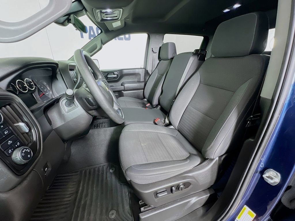 Used 2022 Chevrolet Silverado 1500 Custom w/ Safety Confidence Package image 13