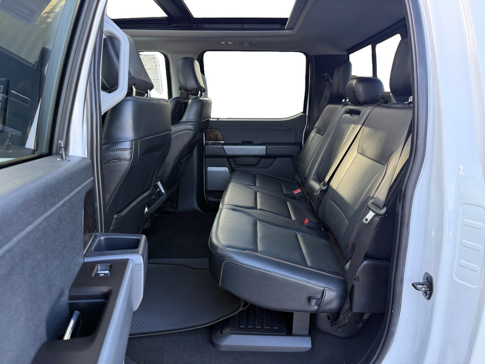 Certified 2023 Ford F250 Lariat w/ Lariat Ultimate Package image 16