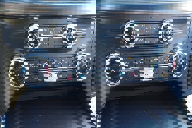 Certified 2023 Ford F150 Lariat w/ Equipment Group 502A High image 26