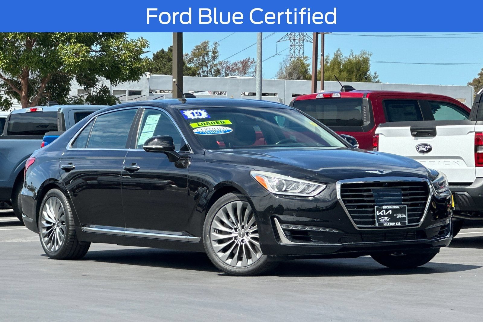 Used 2019 Genesis G90 3.3T Premium RWD image 2