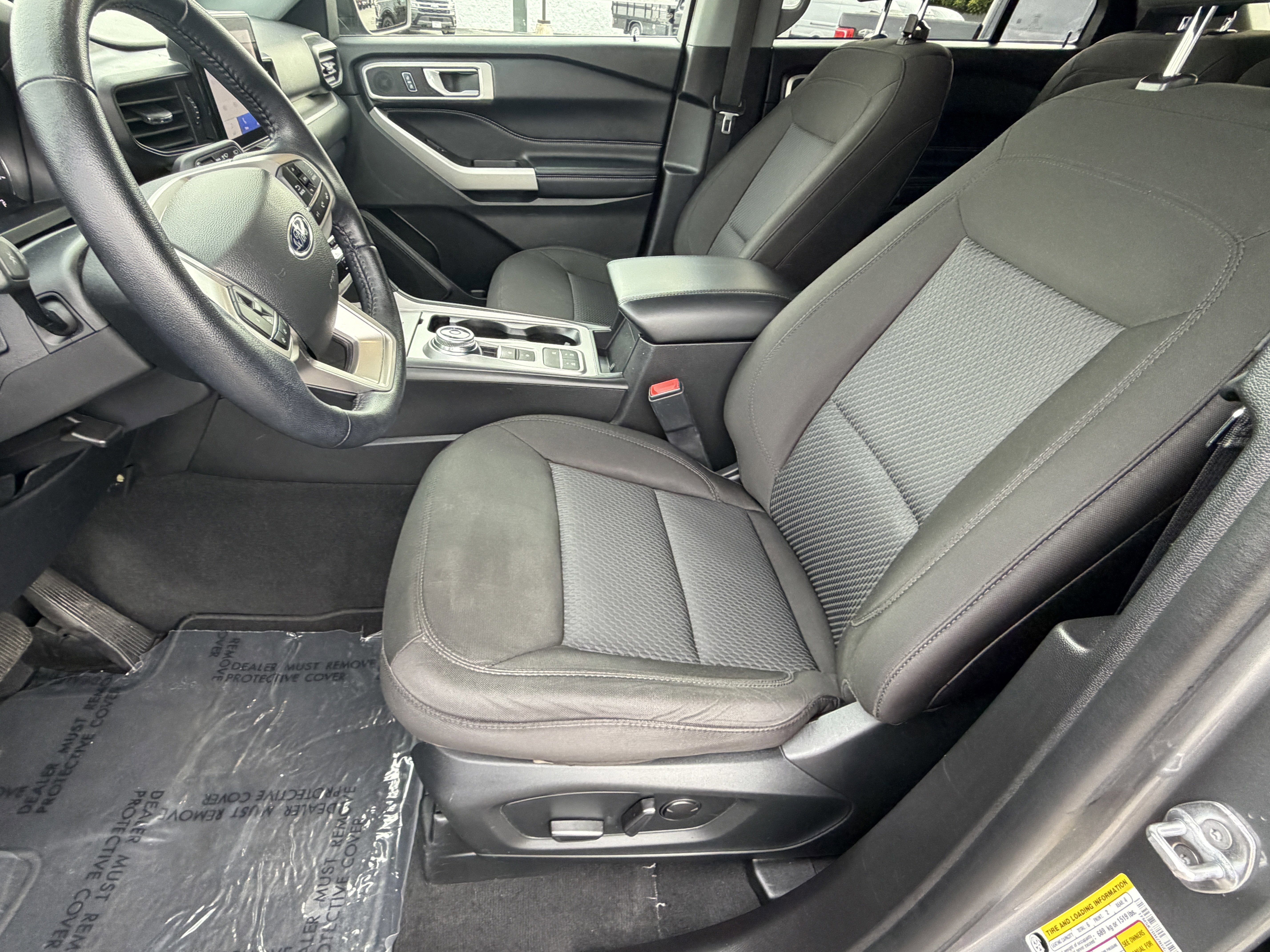 Certified 2022 Ford Explorer XLT RWD image 13