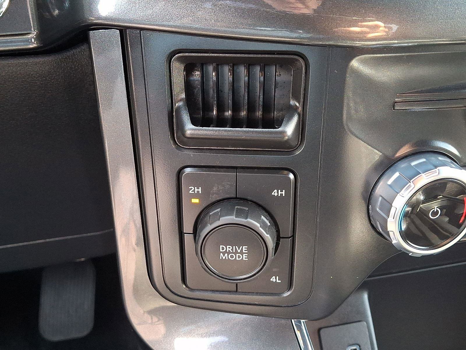 Certified 2022 Ford F150 XLT w/ Equipment Group 302A High image 25