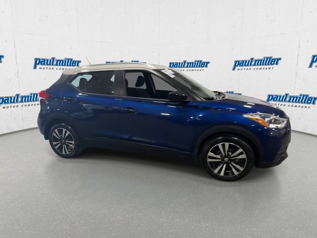 Used 2019 Nissan Kicks SV FWD image 13