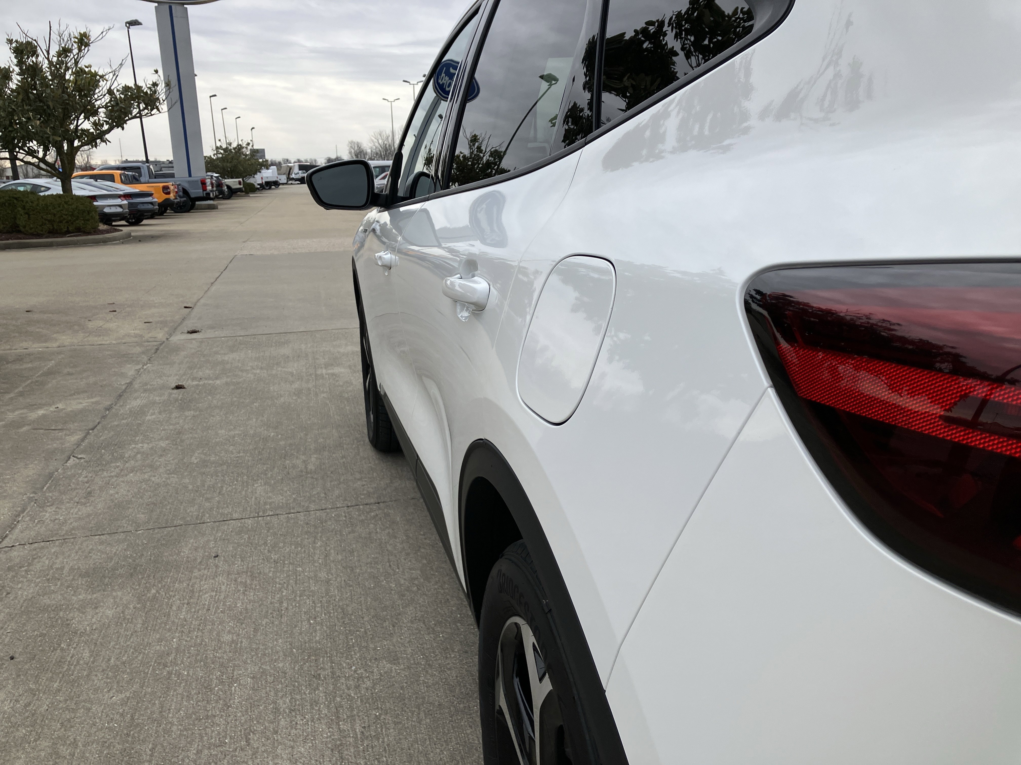 Certified 2025 Ford Escape ST-Line Elite w/ Tech Pack #2 image 12