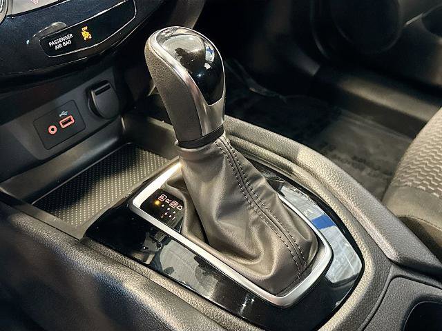 Used 2022 Nissan Rogue Sport S image 14