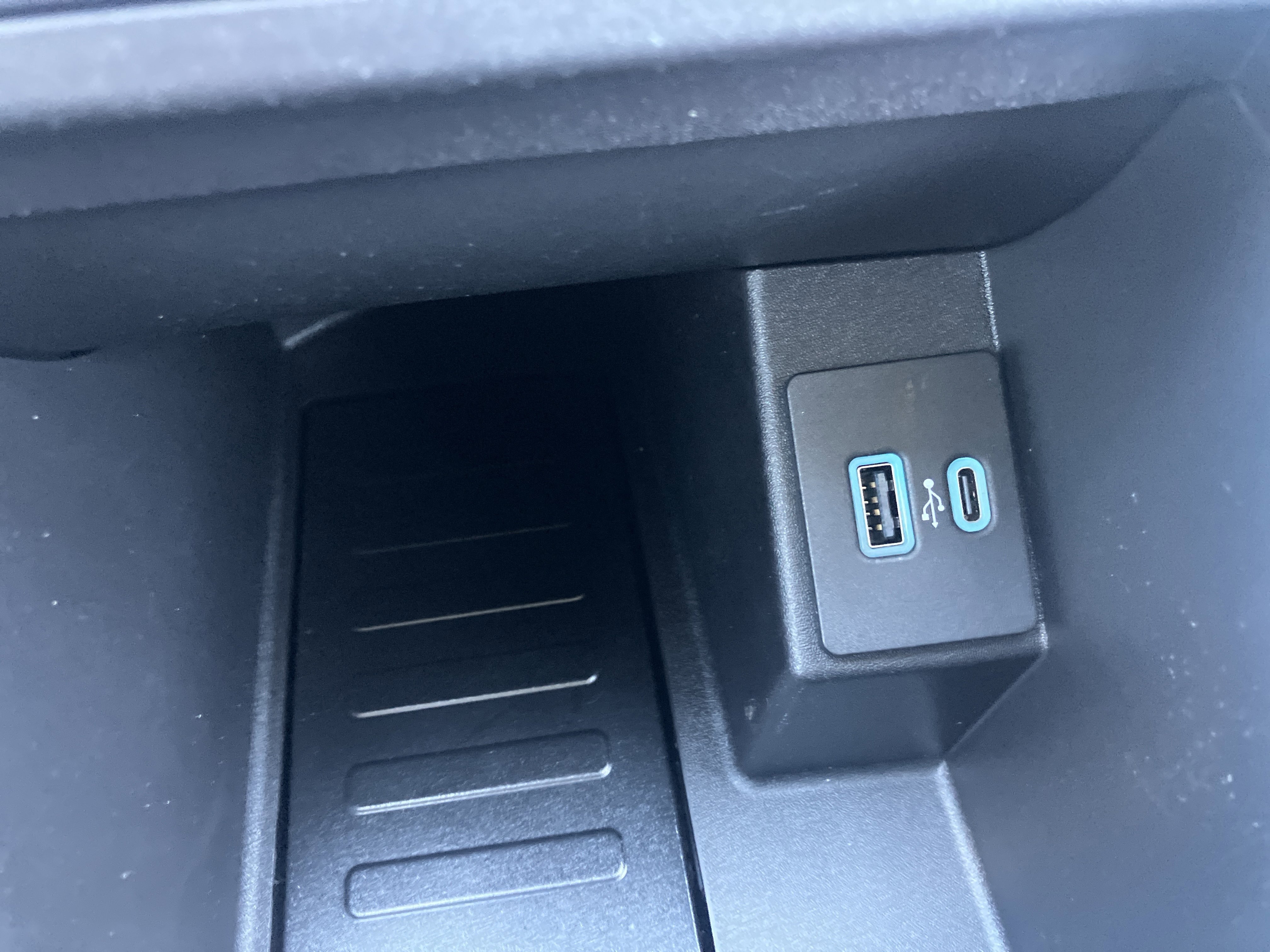 Certified 2023 Ford Edge SEL w/ Convenience Package image 29