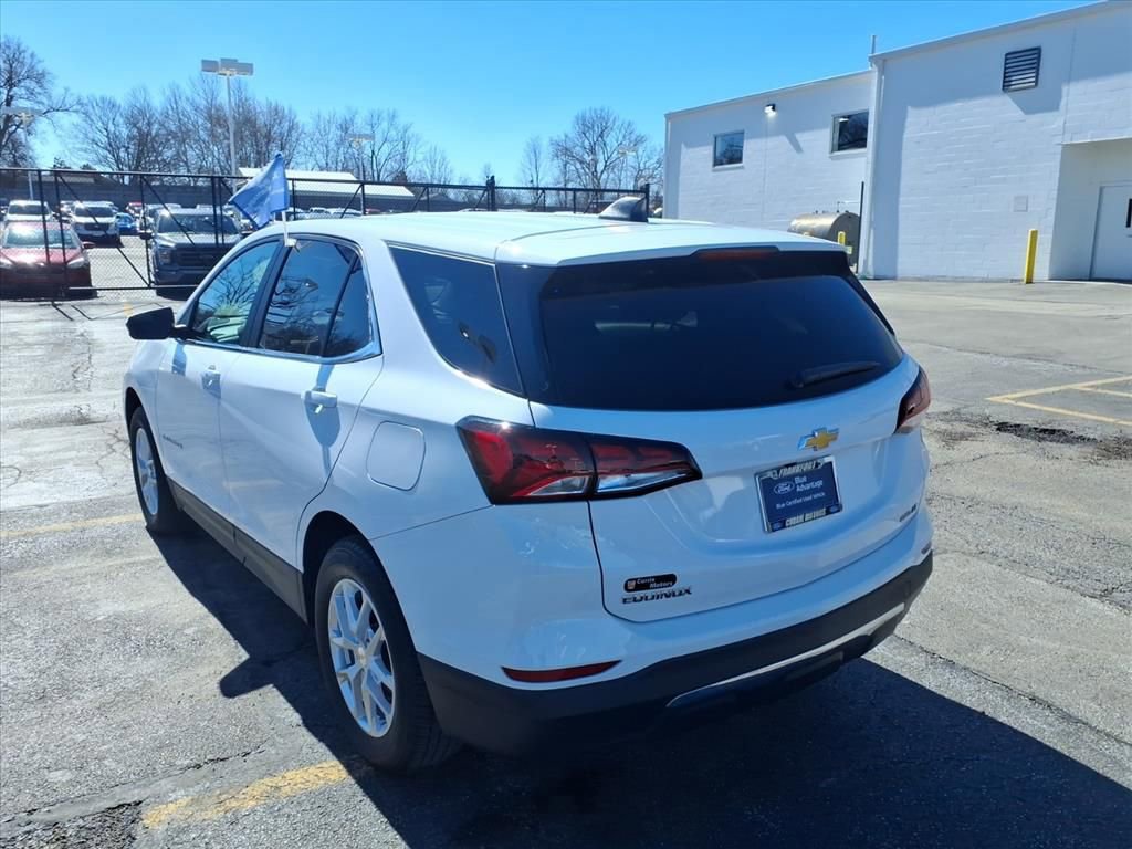 Used 2024 Chevrolet Equinox LT image 3