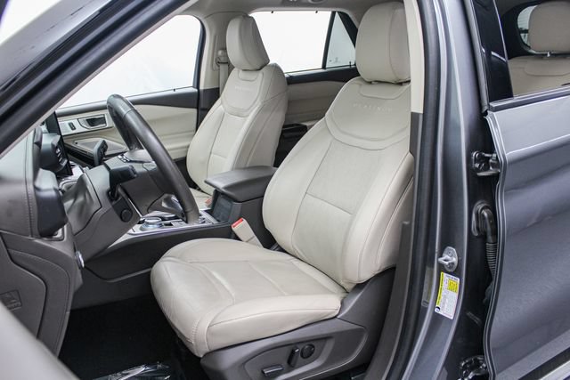 Certified 2023 Ford Explorer Platinum w/ Technology Package AWD/4WD image 19