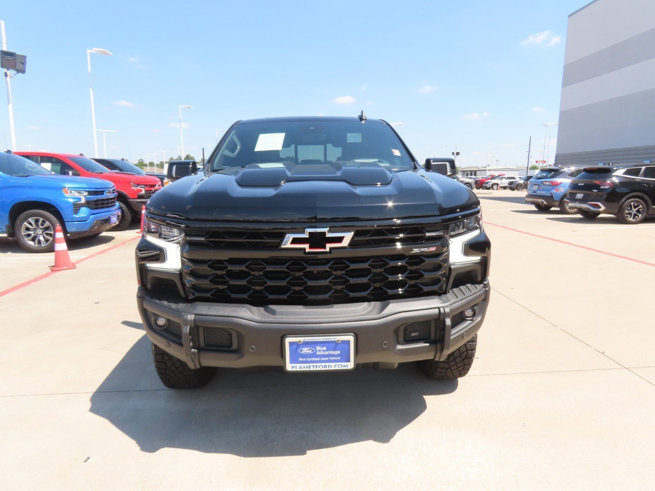 Used 2026 Chevrolet Silverado 1500 ZR2 w/ ZR2 Bison Edition AWD/4WD image 4