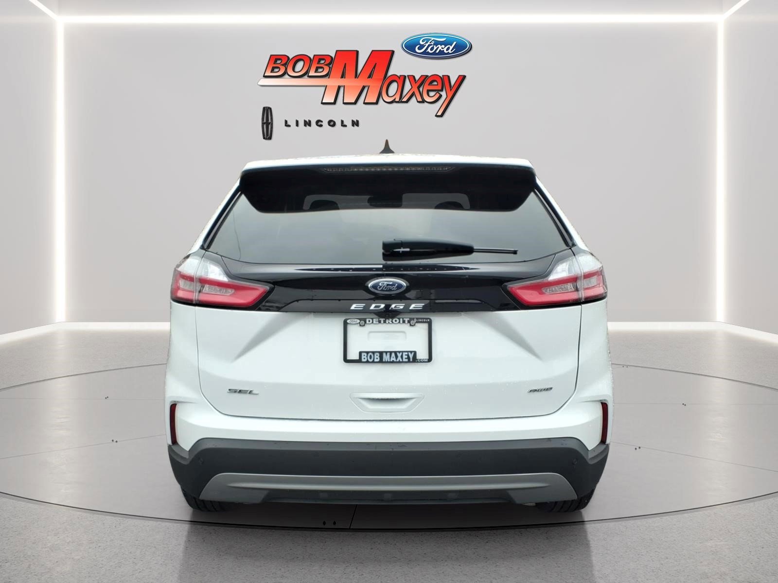 Certified 2024 Ford Edge SEL AWD/4WD image 3