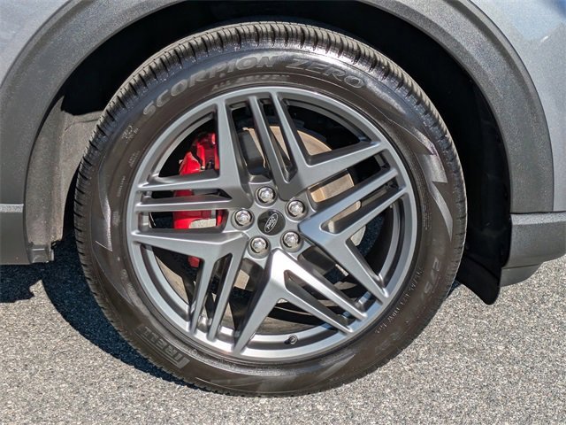 Certified 2025 Ford Explorer ST-Line w/ Premium Package image 11