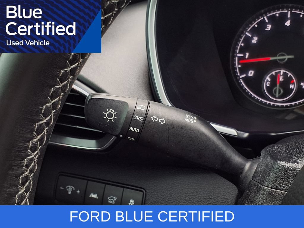 Used 2023 Hyundai Santa Fe SEL FWD image 18
