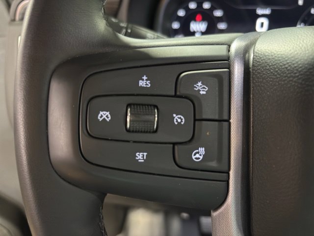 Used 2023 GMC Yukon SLT w/ SLT Luxury Package AWD/4WD image 28