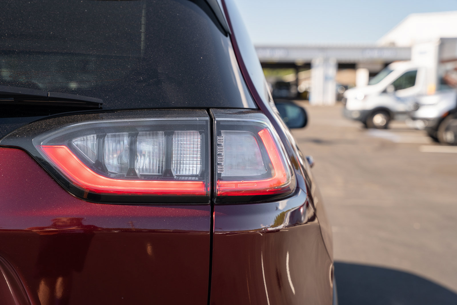 Used 2020 Jeep Cherokee Limited FWD image 18