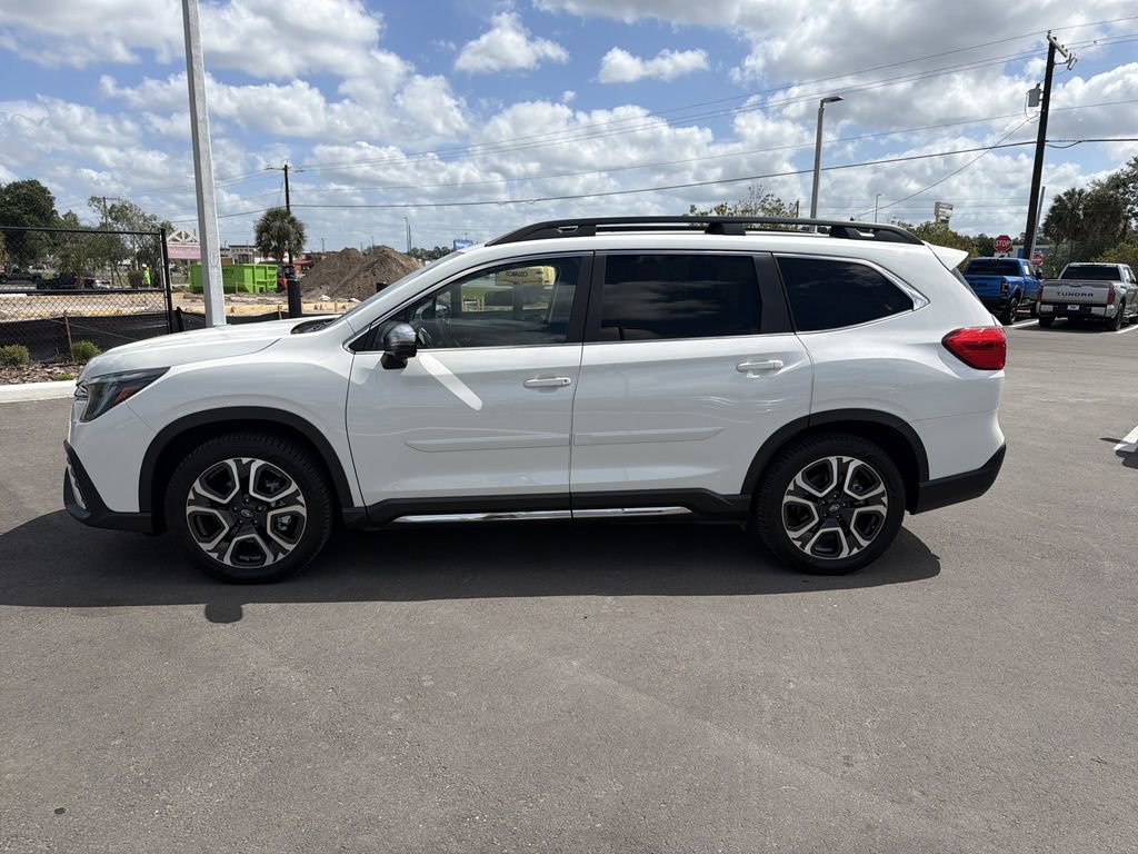 Used 2023 Subaru Ascent Limited w/ Technology Package image 7