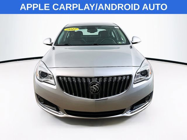 Used 2017 Buick Regal Sport Touring image 7