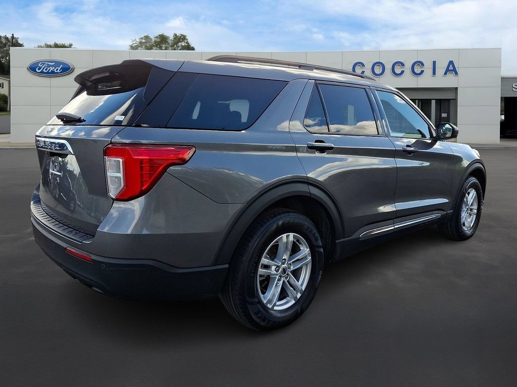 Certified 2022 Ford Explorer XLT AWD/4WD image 4