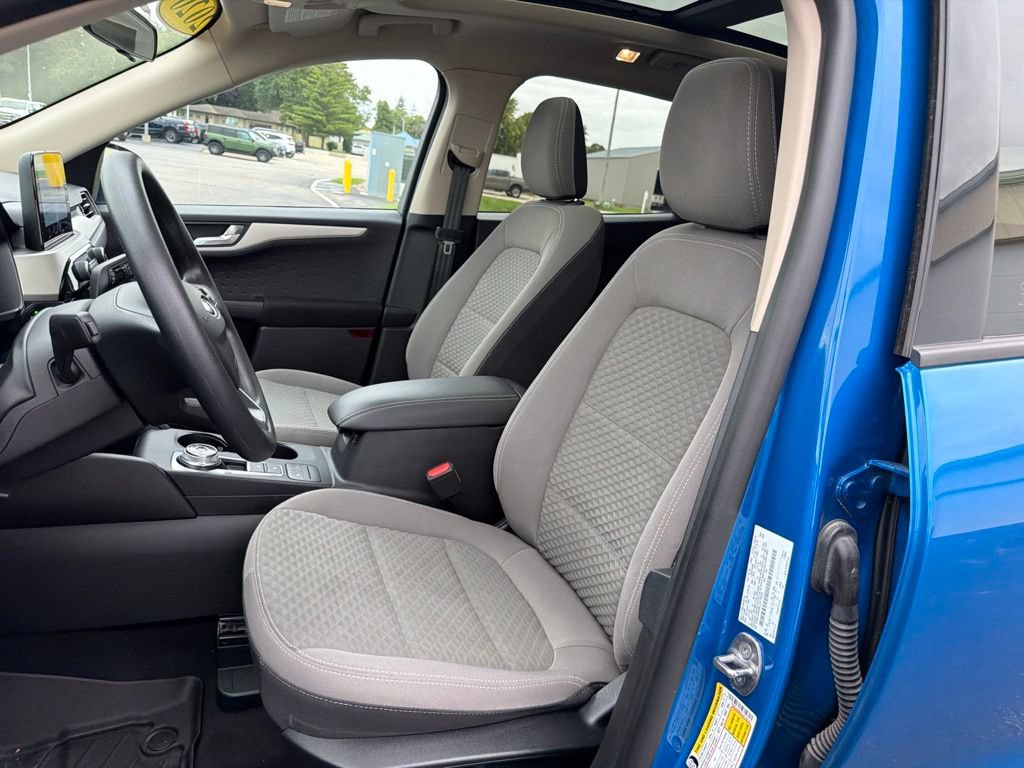 Certified 2020 Ford Escape SE FWD image 11