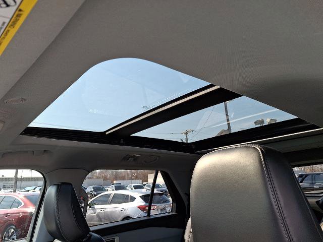 Certified 2023 Ford Explorer XLT w/ Equipment Group 202A image 15