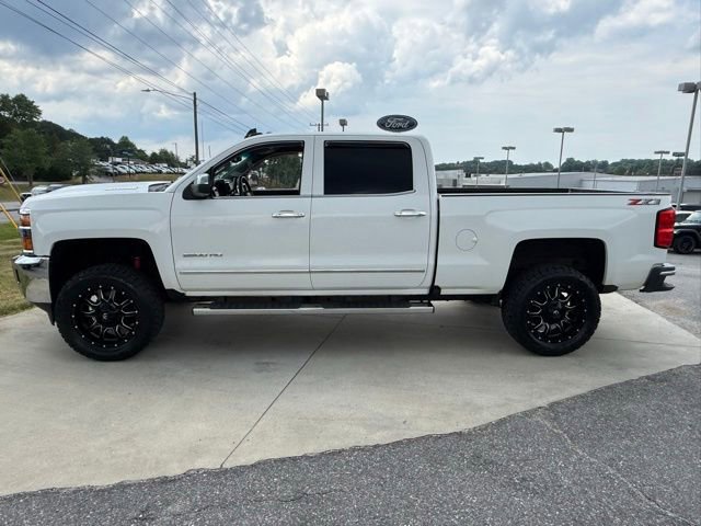 Used 2018 Chevrolet Silverado 2500 LTZ w/ Duramax Plus Package AWD/4WD image 8