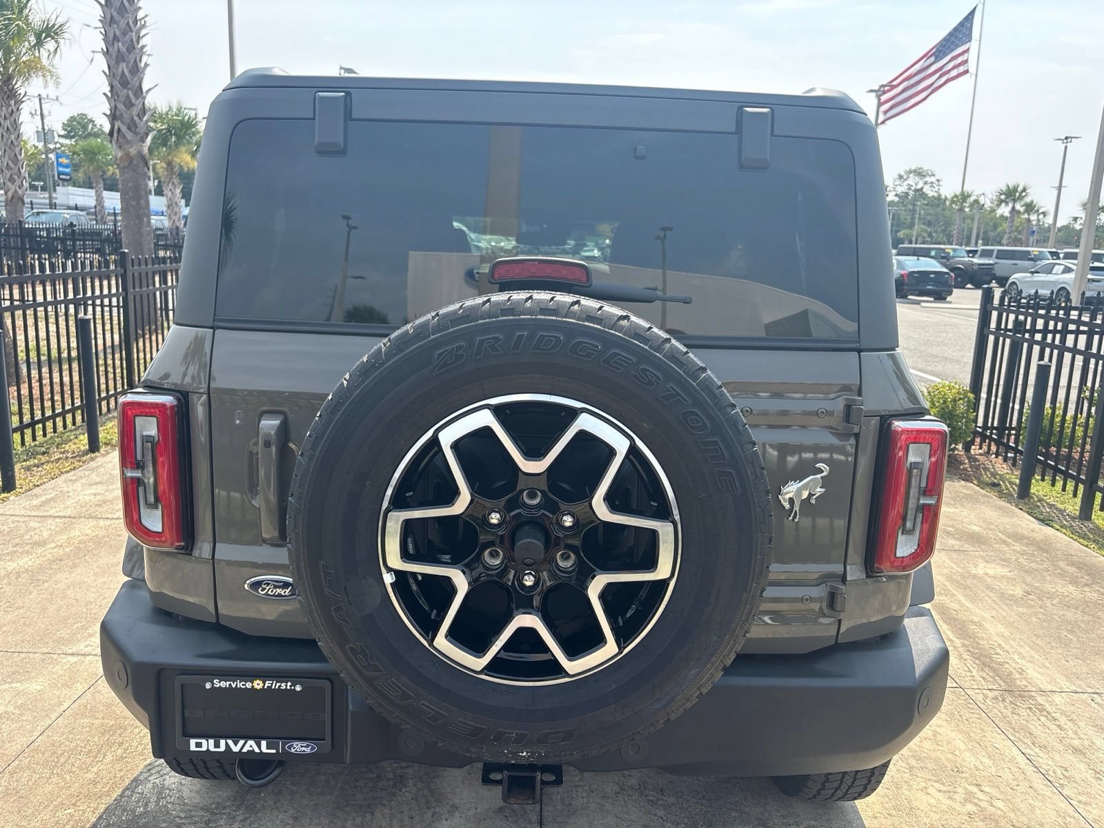 Certified 2025 Ford Bronco Outer Banks AWD/4WD image 12