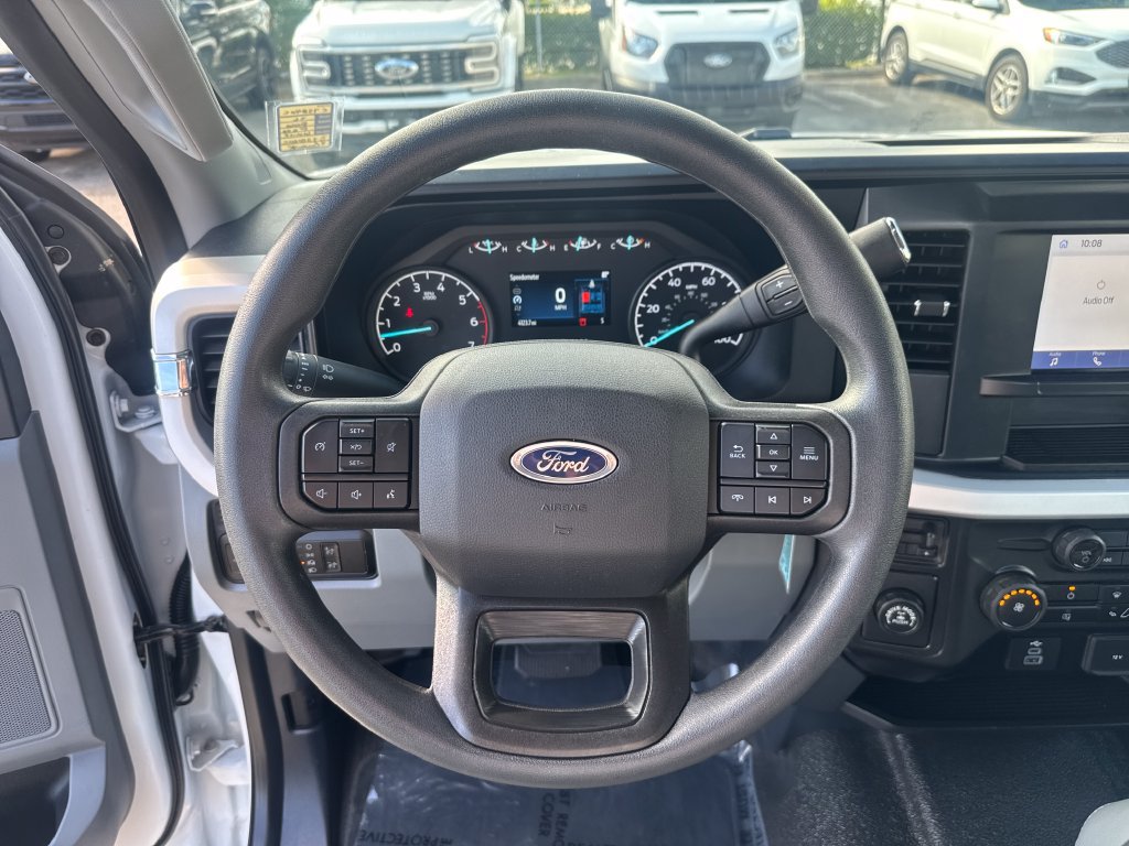 Certified 2026 Ford F250 XL w/ XL Chrome Package RWD image 15