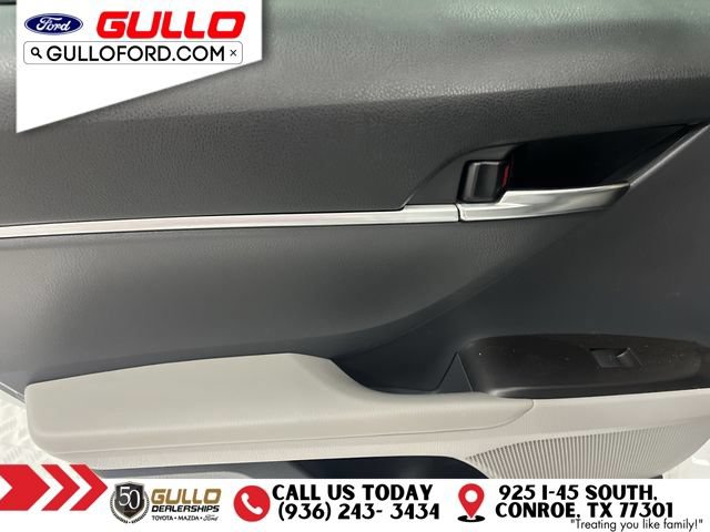Used 2022 Toyota Camry SE FWD image 16