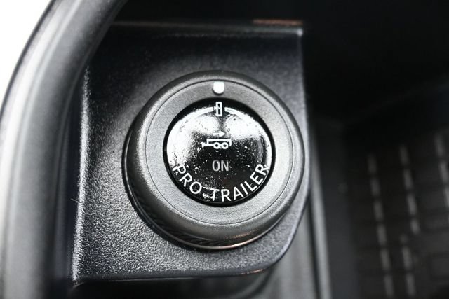 Certified 2025 Ford Expedition Active AWD/4WD image 29