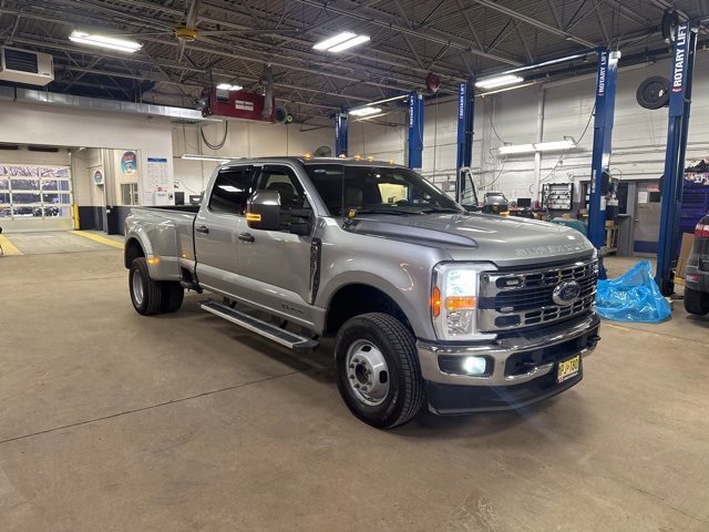 Certified 2024 Ford F350 XLT w/ Snow Plow Prep Package image 3