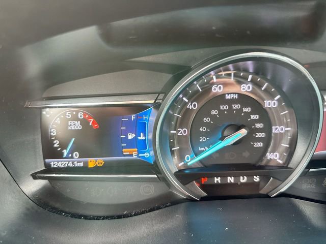 Certified 2017 Ford Explorer Limited FWD image 18