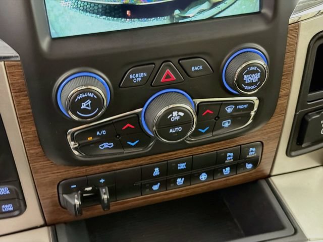 Used 2018 RAM 1500 Laramie w/ Convenience Group AWD/4WD image 19