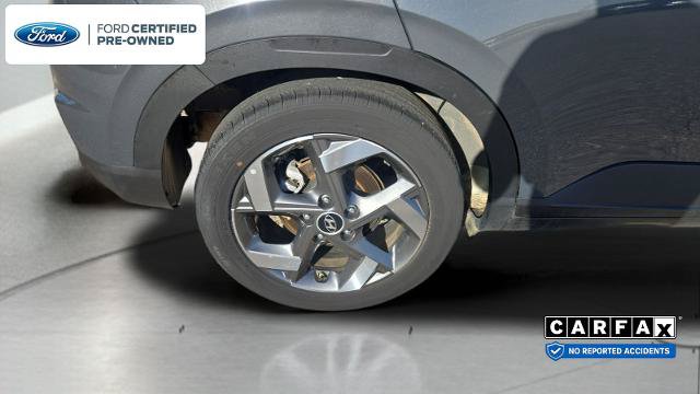 Used 2025 Hyundai Venue SEL FWD image 32
