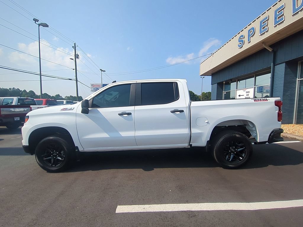 Used 2025 Chevrolet Silverado 1500 Custom Trail Boss AWD/4WD image 10